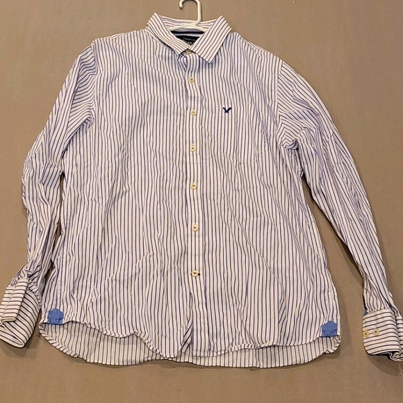 AE button down shirt - Picture 1 of 4